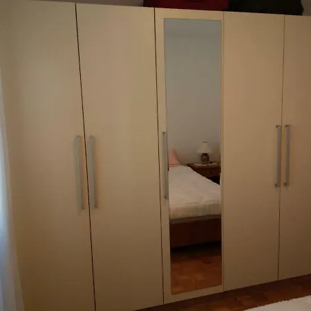 Koruna 1 Apartment Pula
